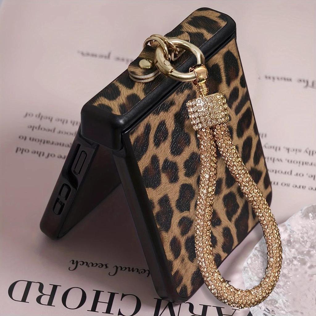Strakke Leren Hoes met Luipaardprint en Lanyard voor Samsung Z Flip7 en Flip6