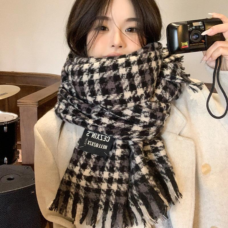 Scarf Winter couple scarf lengthened and thickened to keep warm, birthday gift for girlfriend, knitted plaid striped shawl