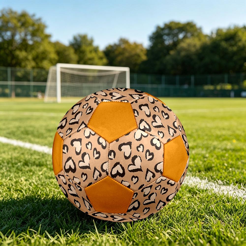 1PC Heart Spot Soccer Ball Size 5 Football Machine Sewn Indoor/Outdoor Universal Football Gift W58