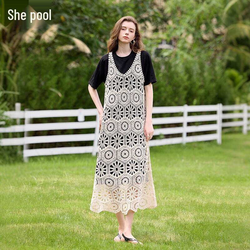 Chic Hollow-out Skirt & T-shirt Two-Piece Set L