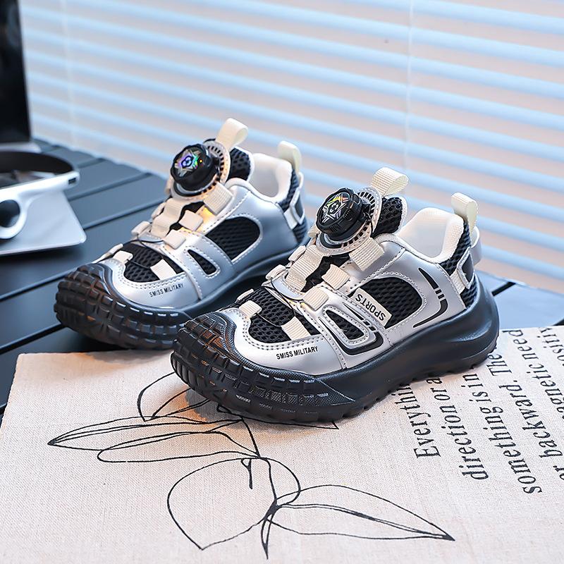 Children's sports shoes 2025 spring and autumn new breathable mountaineering shoes soft sole non-slip girls casual shoes mesh shoes