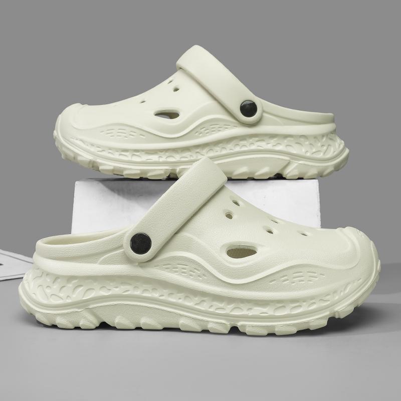Mens Sandals Casual Summer Clogs For Men Quick-Dry Anti-Slippery Beach Shoes  New Design Garden Shoes Mans Outdoor Slippers