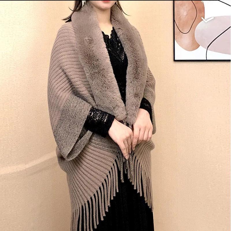 Women's Korean Style Knitted Batwing Sleeve Tassel Cloak with Fur Collar - Autumn/Winter 2025
