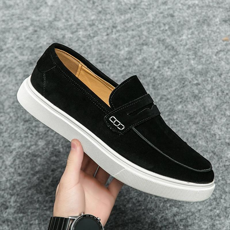 FashionNew Mens Loafers Casual Suede Leather Shoes for Men Slip On Moccasins Breathable Male Driving Shoes Comfort Soft Dress Footwear
