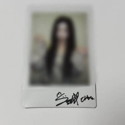 TRIPLES Dahyun Signed Pola