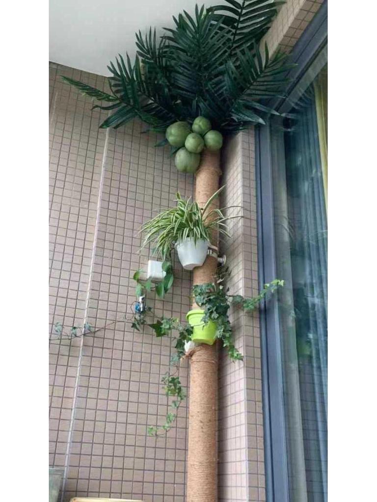 Indoor Coconut Tree Simulation: Enhance Balconies with Lush Greenery and Unique Decor