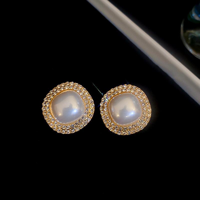 Zircon Irregular Round Pearl Earrings Light Luxury Premium Stud Earrings French Exquisite Versatile Earrings