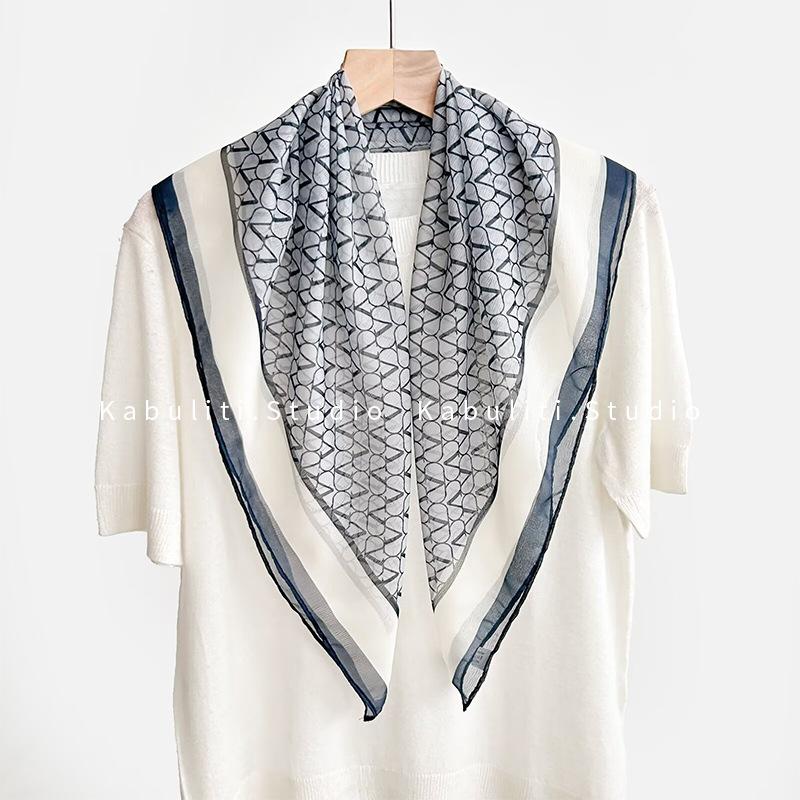 Polka dot small square scarf silk scarf women's matching shirt professional flight attendant neck protection neck circumference neck tulle scarf scarf