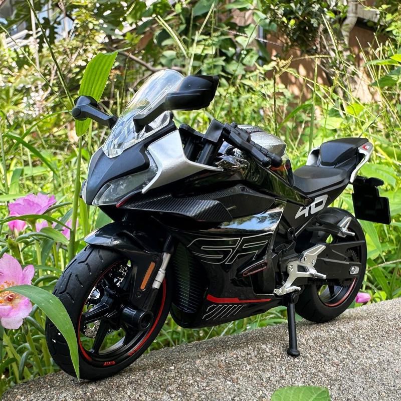 Simulation 1/12 CFMOTO 450SR Alloy Motorcycle Model Sound and Light Toy Vehicle Children Boy Birthday Gift Collection Miniature
