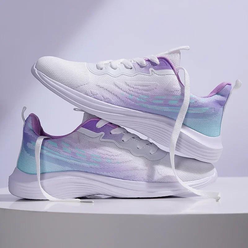 Ladies Soft Non-Slip Jogging Shoes Flying Weave Breathable Autumn Running Shoes Women Sports Fashion Comfortable Casual Sneakers