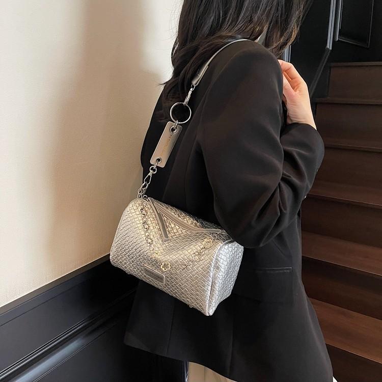 Small Bag Women's Summer Versatile New Fashion Messenger Bag Casual Shoulder Pillow Bag