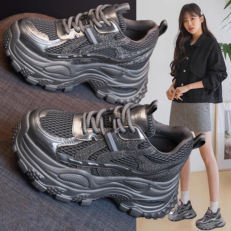 2025 Autumn New Leather Platform Dad Shoes Women's Small Height-increasing Shoes Hot Diamond Casual Sports Women's Shoes Are Popular