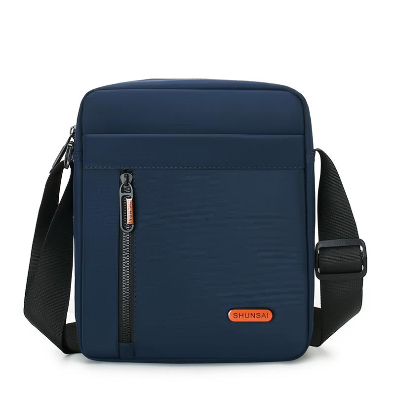 Pánská kabelka přes rameno Módní ležérní nylonová pánská taška messenger Stylový elegantní design Lehká pánská crossbody taška přes rameno