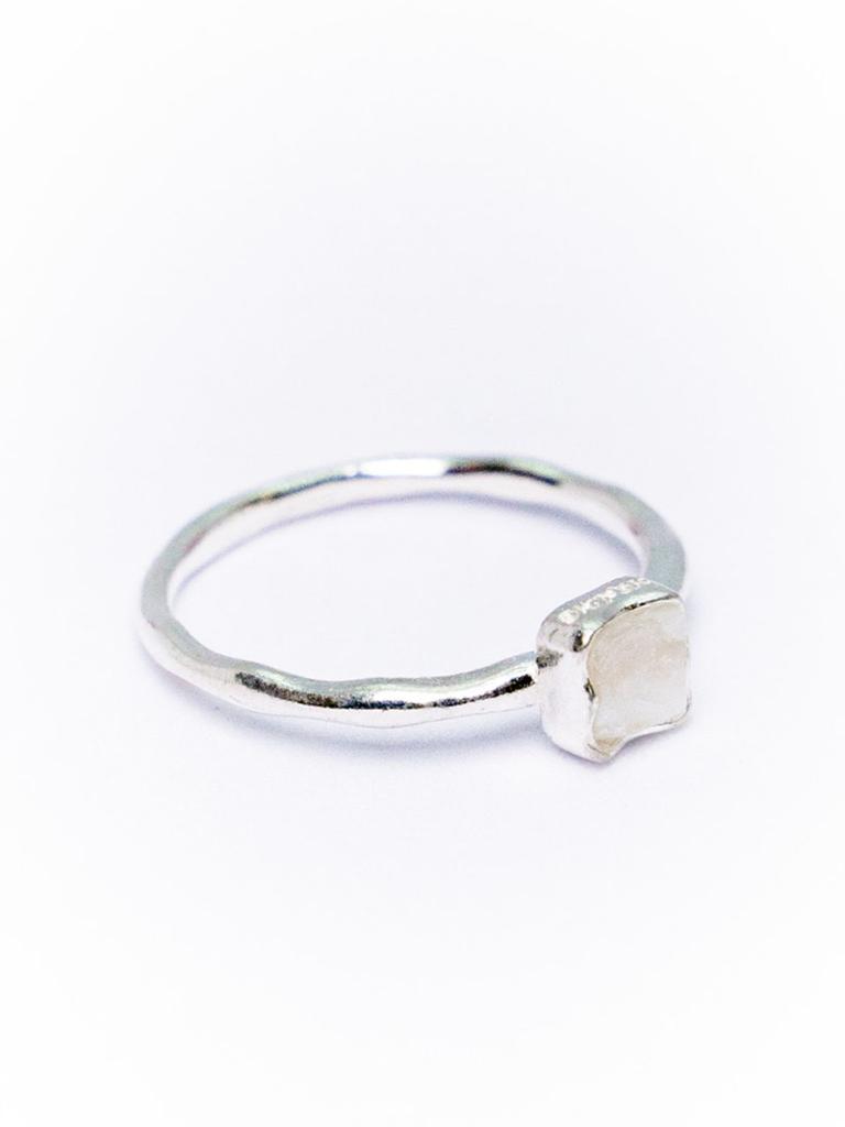 Harang Hr 178R_Rainbow Moonstone Ring(Square)