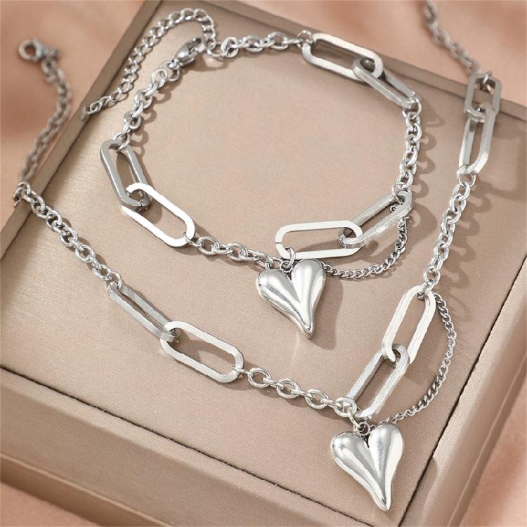 Delicate Heart Pendant Necklace Engagement Wedding Jewelry Set Stainless Steel Texture Suitable for Matching Any Outfits