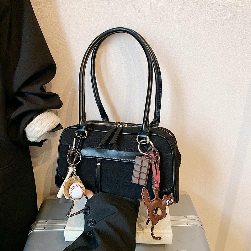 Retro Underarm Bag Women's Autumn and Winter 2025 New Trendy Korean Niche Portable Bowling Bag Large-capacity Commuter Bag