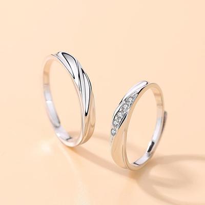 Möbius Love Ring: Elegant Diamond Gift for Valentine's and Qixi Festival