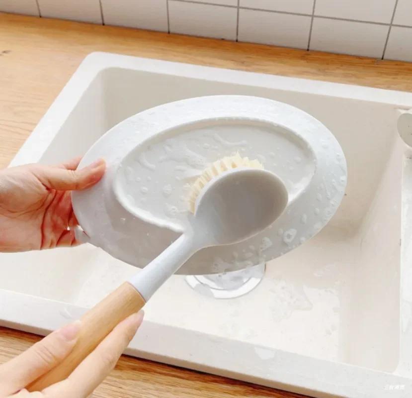 Wooden Handle Pot Washing Brush Multifunctional Long Handle Kitchen Cleaning Pot Brush Non Greasy Pot Dish Bowl Brush
