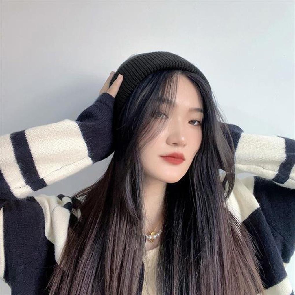 Gradient Knit Beanie (Black)