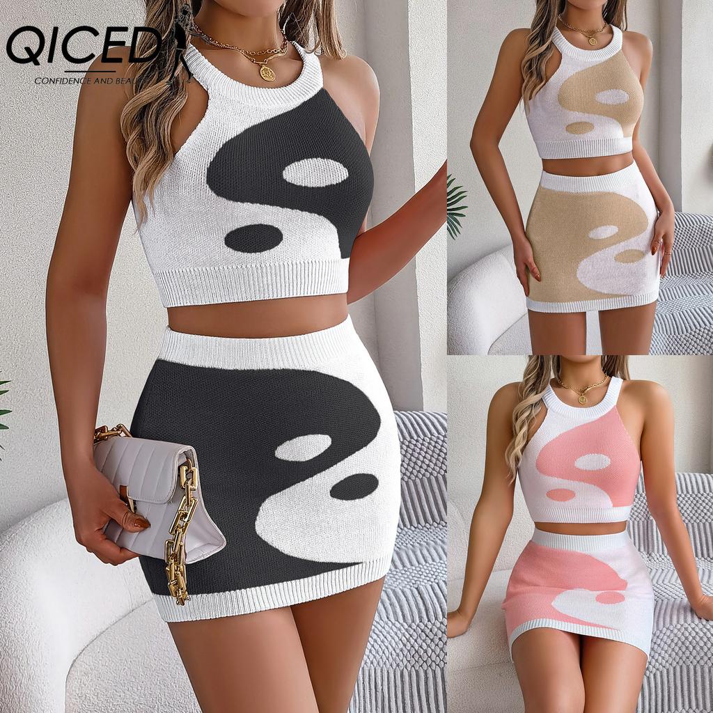 QICED Spring Summer Contrasting Color Crop Top, Hip-hugging Skirt, Knitted Suit Women's Wear