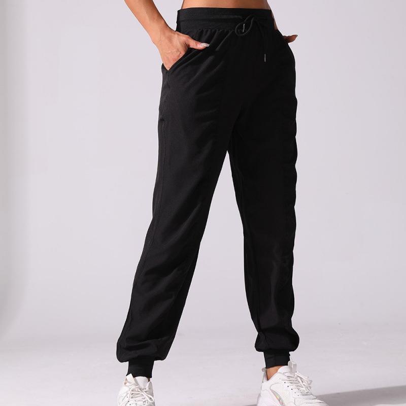Women's Quick-Dry Yoga Fitness Nine-Point Cuffed Pants with Pockets