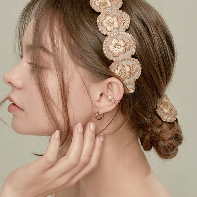 BESTY Romantic Peony Wave Hair Cuff