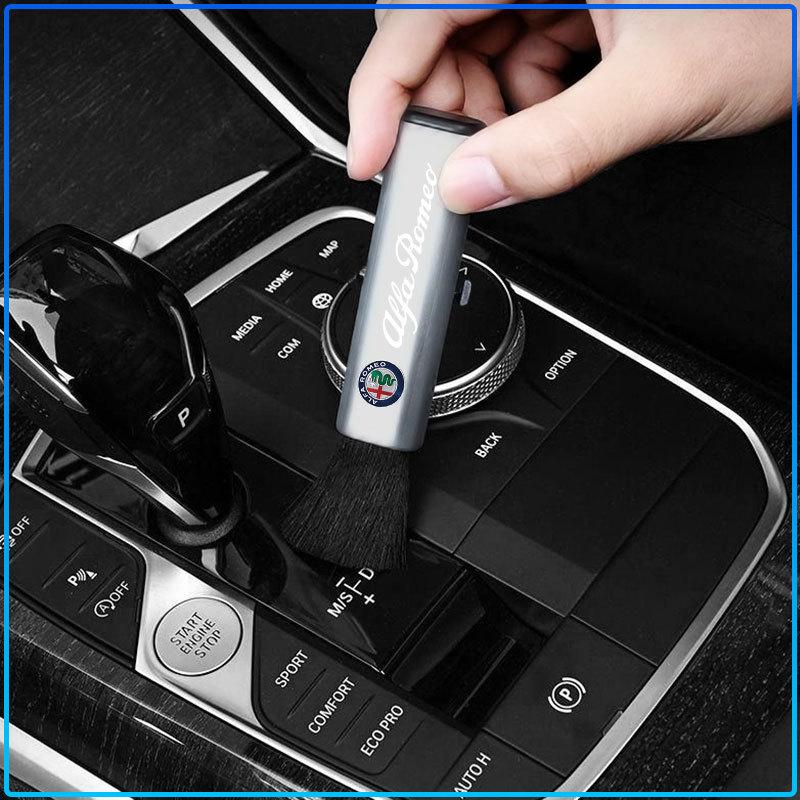 Car Air Conditioner Outlet Clean Brush Dust Remover Accessories For Alfa Romeo 147 159 Giulietta Giulia Mito Spider Alpha Nheadrest