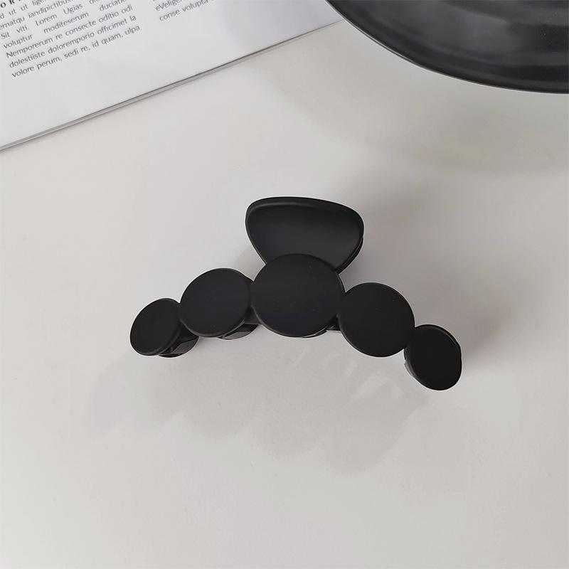 Korean Style Black Large Hair Claws Elegant Fashion Hairpins Barrettes Crab Hair Clips Headwear For Women Girls Hair Accessories