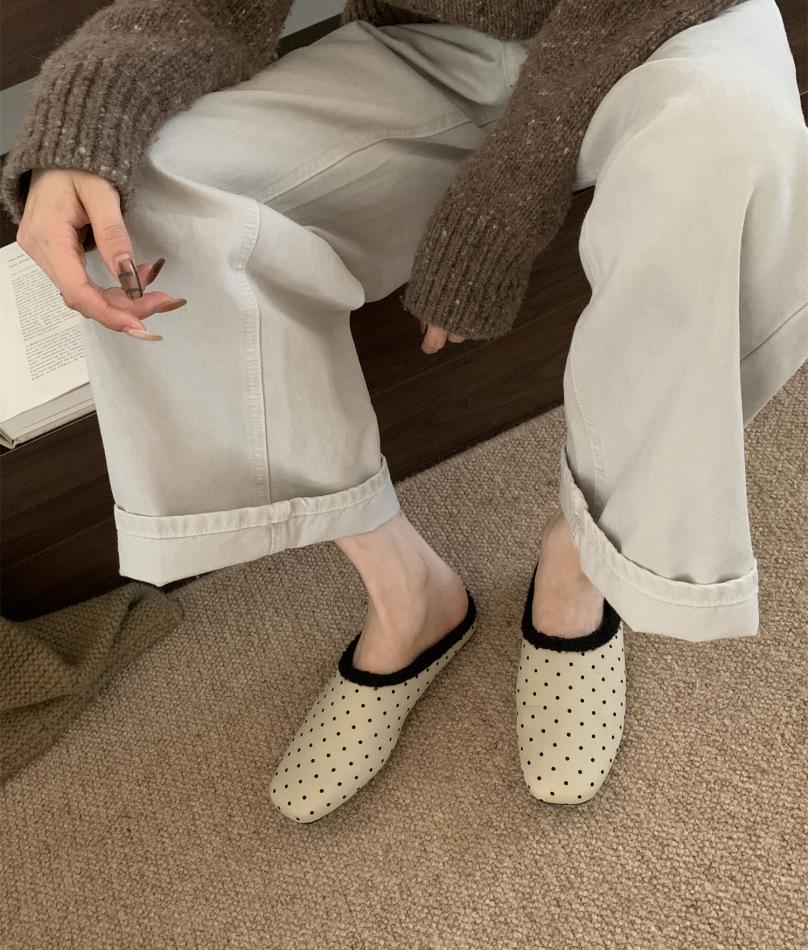 

Retro small polka dot plush shoes for women to wear 2025 autumn and winter new Korean version fairy wind Mary Jane cotton shoes for women 39