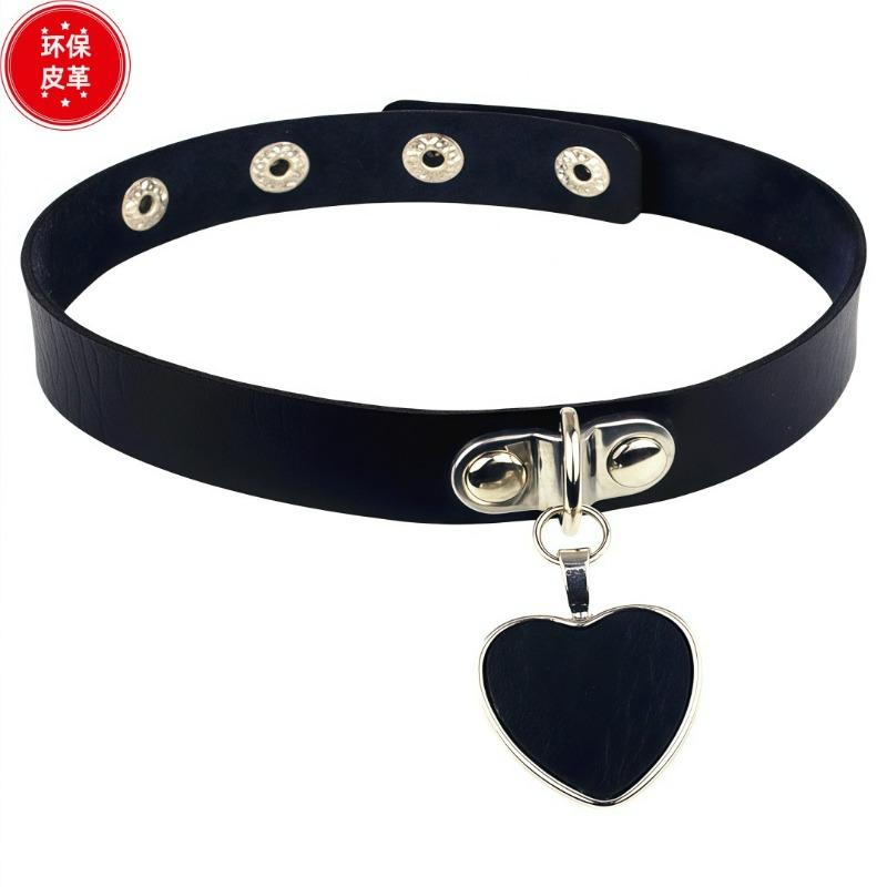 Eco-friendly PU Leather Anime Harajuku Punk Goth Love Peach Heart Pendant Necklace Collar Leather Necklace Necklace