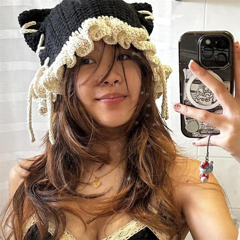 Neuer handgemachter gehäkelter dreidimensionaler Rosen-Spitzenschal Erwachsenenhut