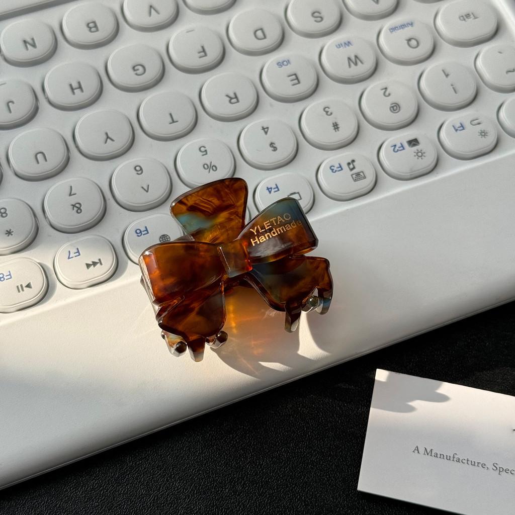 Chic Korean Style Small Bow Hair Clip Made From Acetate Perfect For Fashionable Women