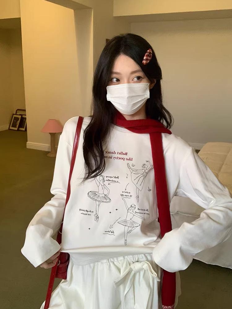 Spring/Autumn White Cotton Long-Sleeve T-Shirt: Versatile, Fashionable, Loose Fit Niche Design
