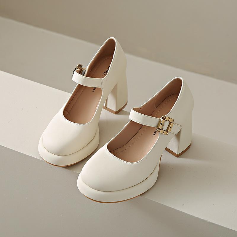 

French white Mary Jane high heels women s 2025 new spring temperament thick heel single shoes gentle evening small leather shoes 34