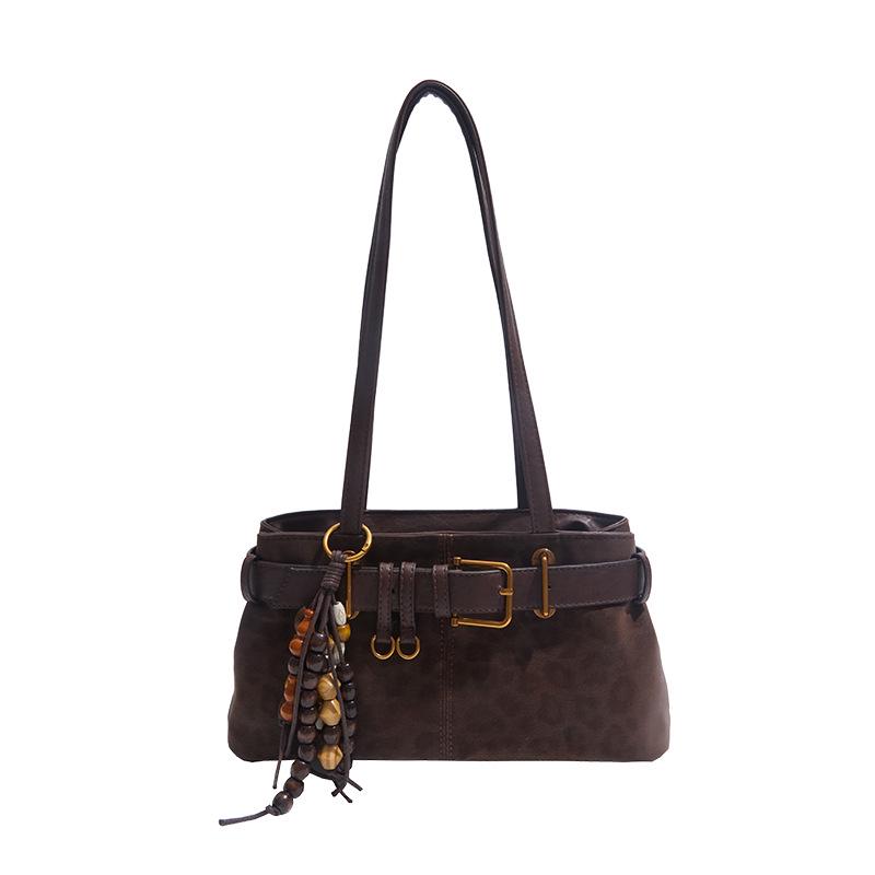 

2025 Retro Buckle Handbag: Women s Trendy Mori Girl Motorcycle Shoulder Baguette Bag Single Bag цветной печати леопарда