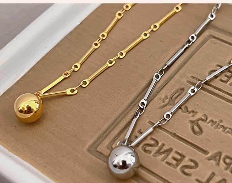 18K Gold Plated Titanium Steel Round Ball Pendant Necklace - Lightweight Luxury Clavicle Chain