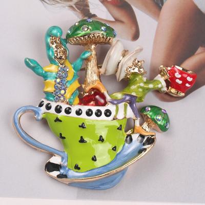Spilla Vintage Medievale [Smalto Fiaba Fantasy] Vintege Moda Popolare Accessori Versatili per Abbigliamento