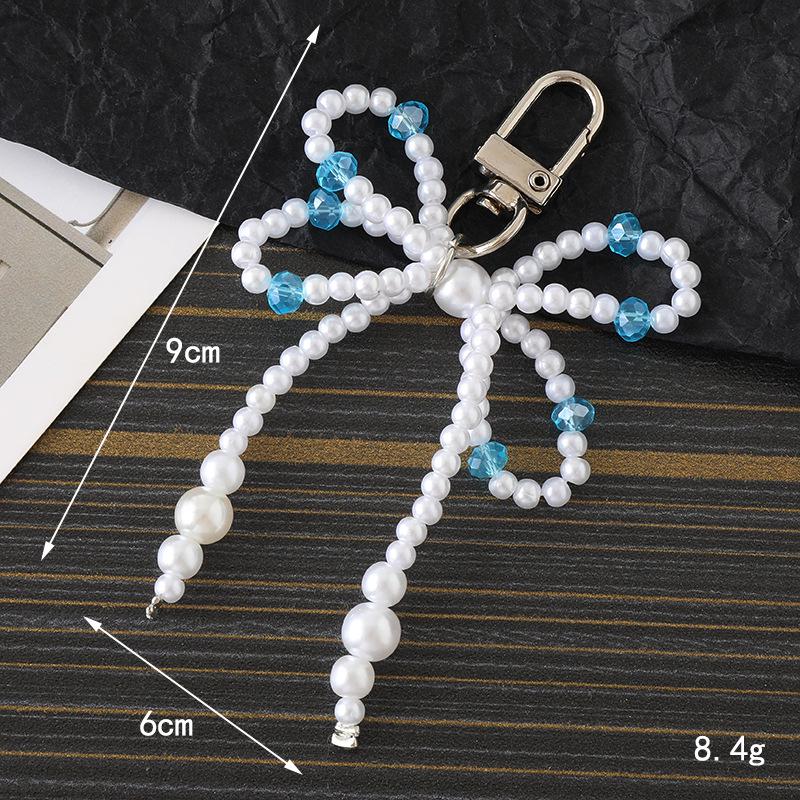 Creative Pearl Bow Pendant Keychain: Exquisite Gift Accessory for Bag or Phone Case