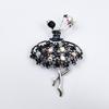 Cartoon tanzendes Mädchen Strass-Brosche - Elegantes Damen-Revers-Anstecker-Accessoire