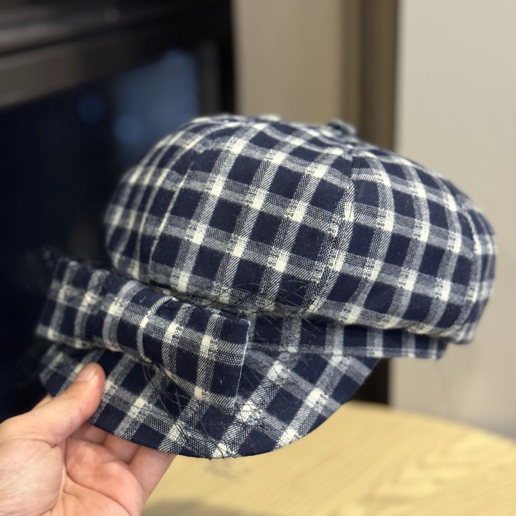 Korean-style vintage plaid beret for women, versatile for spring and autumn, makes the face look smaller, niche cloud-style artist hat