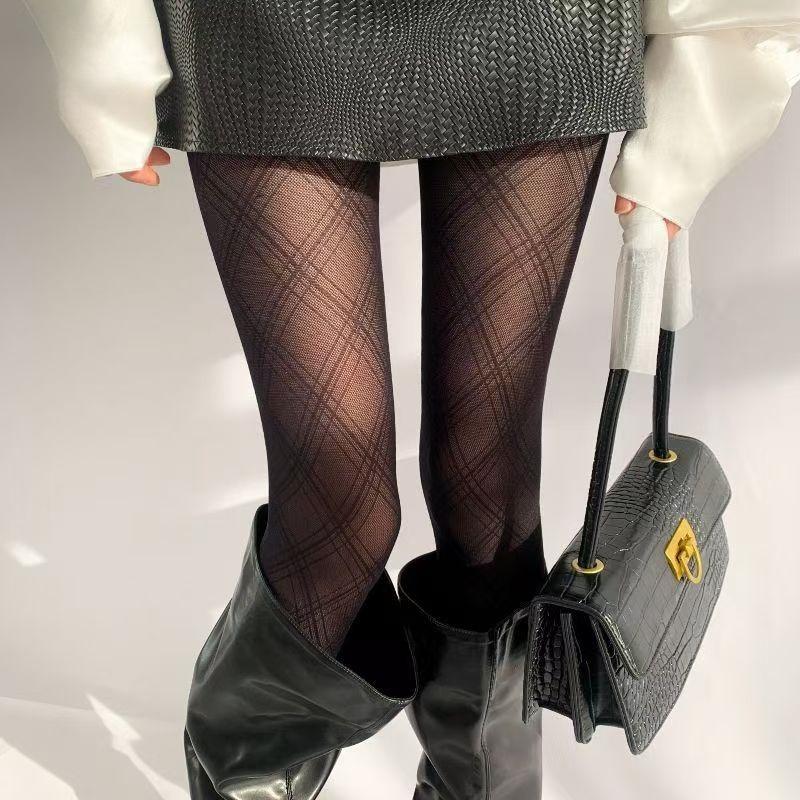1 Pair Of Spring And Autumn Thin Style Sexy Black Silk Diamond Grid Slimming Pantyhose Slimming High Leggings Mesh Socks