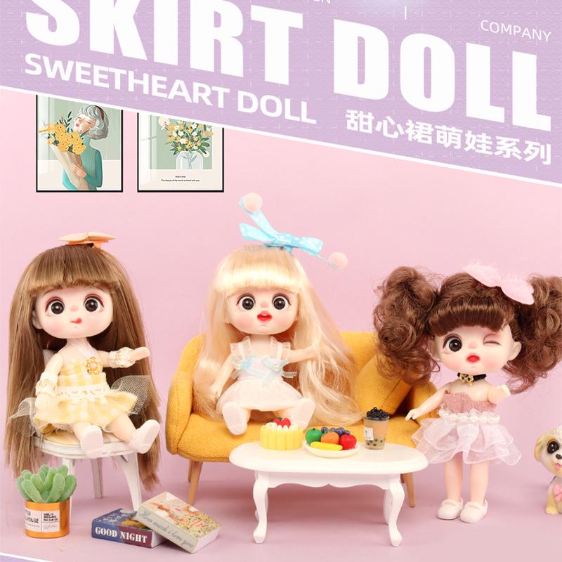 

17cm Multi-Jointed Christmas Doll Gift Set - Exquisite Princess Dress-Up Toy