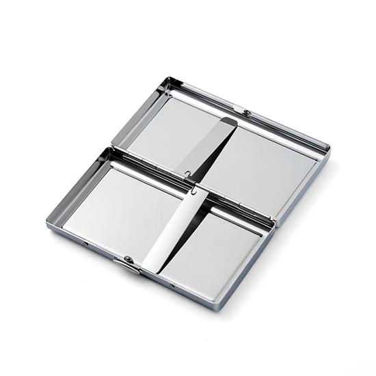 ILLIT MAMIHLAPINATAPAI Blechdose & Aufkleber-Set