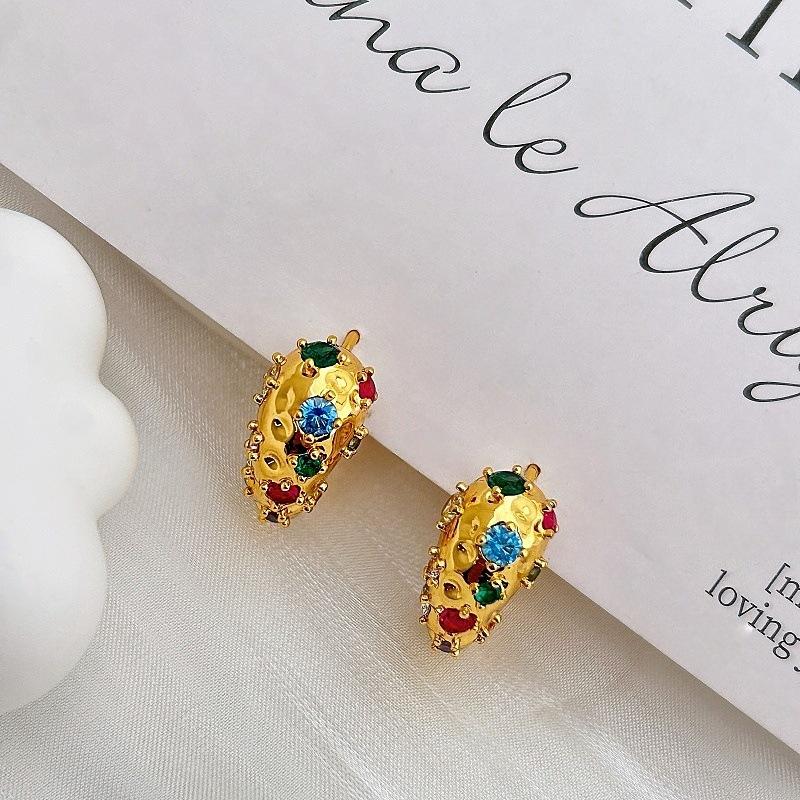 French Retro Stud Earrings Inlaid With Colored Zircon Heavy Industry Earrings Light Luxury Fashion Trend Temperament Versatile Earrings