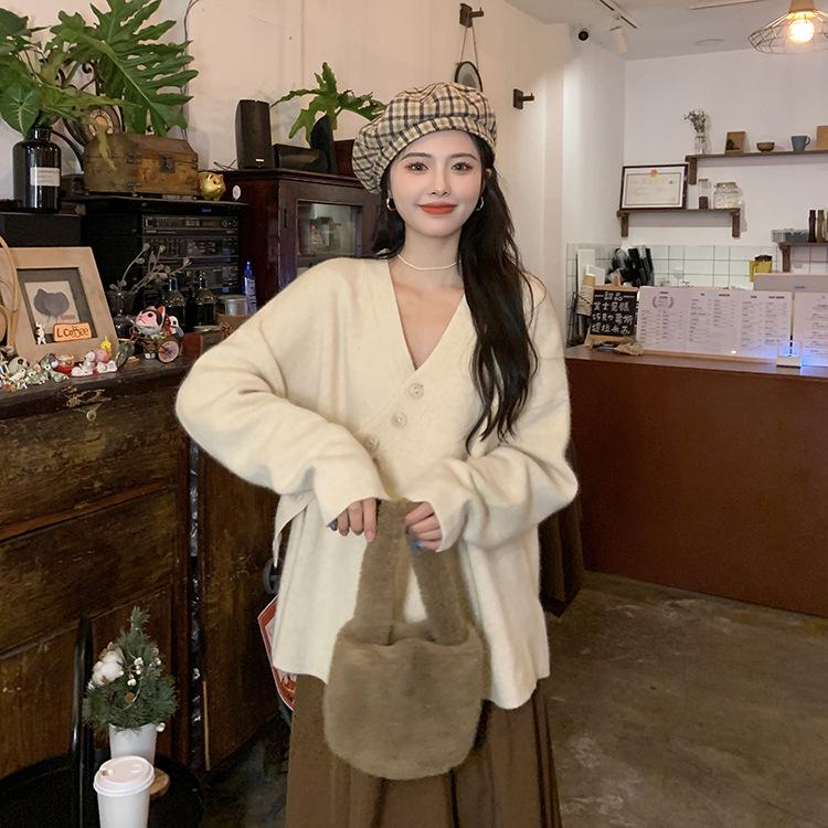 Women's 2023 Autumn V-neck Knit Cardigan - Stylish Lazy Style Sweater Coat Base Layer