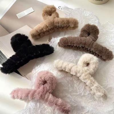 Luxury Fluffy Claw Clip for Updos - Large Plush Hair Accessory for Autumn/Winter