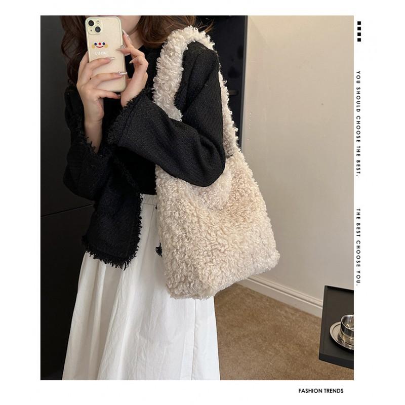 Cashmere Lamb Women's Bag New Fashionable Simple Underarm Fur With Texture Foreign Style All-match Single-shoulder Tote