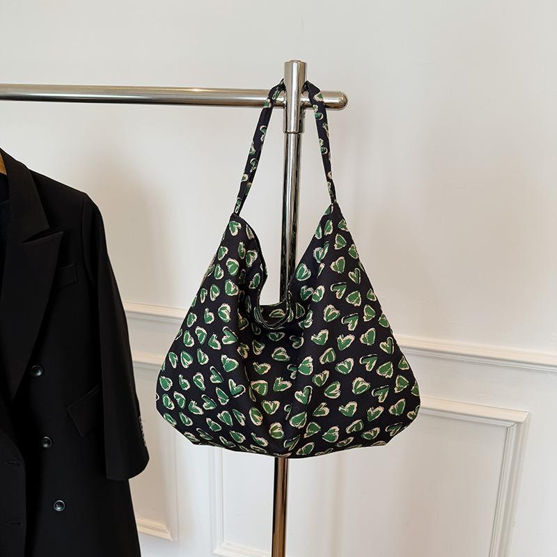 

Korean lazy style underarm bag women s 2025 new fashion foreign trend personalized tote bag large capacity shoulder bag чорний