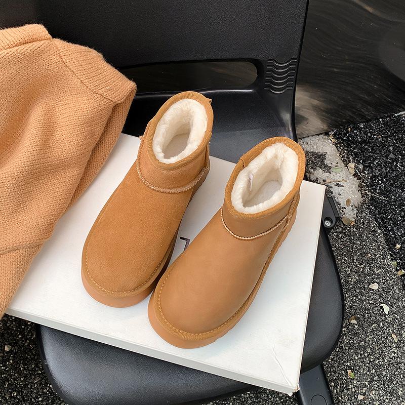 Zhou Dongyu Has the Same Winter Snow Boots for Women with Integrated Thick-soled Leather Short Boots, Piled and Thickened Warm Cotton Shoes.
