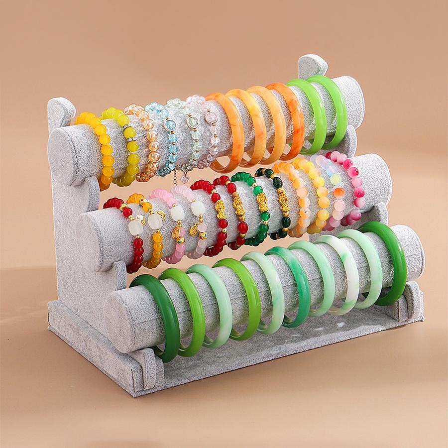 1pcs, three-layer flannelette bracelet display stand, suitable for a variety of scenes of bracelet storage and display